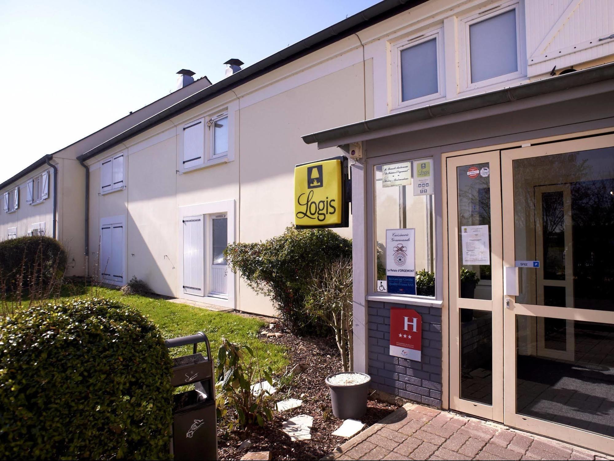 Logis Hotel Angers Sud Exterior foto